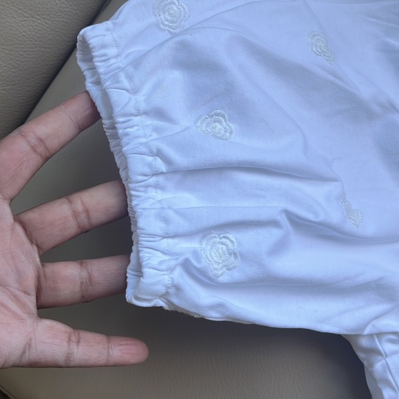 Alexis white embroiled top size large - Picture 9 of 10